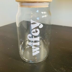 Clear Glass Cup with Wooden Lid - 'Wifey' Design